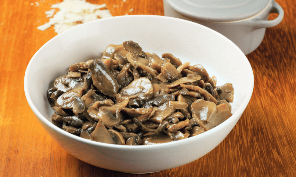 Funghi champignons trifolati all’olio