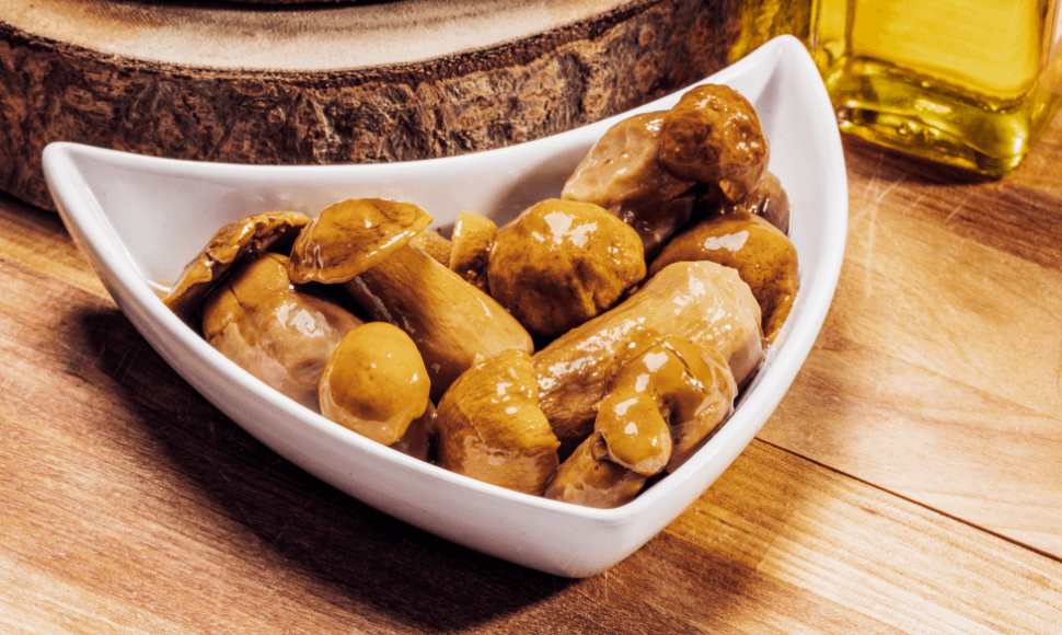 Funghi porcini interi in olio di oliva