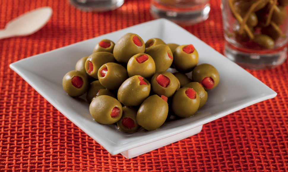 Olive verdi farcite al peperone